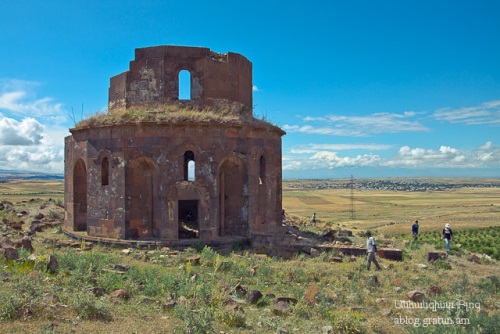 St. Zoravar church.jpg